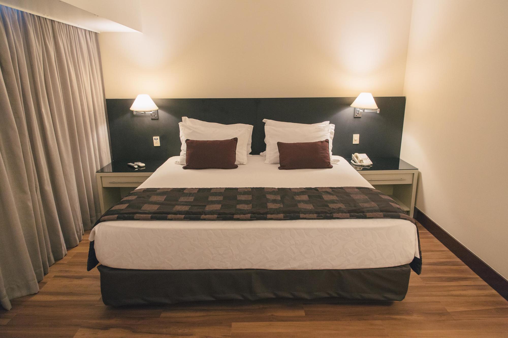 Hotel Wyndham Berrini 4*