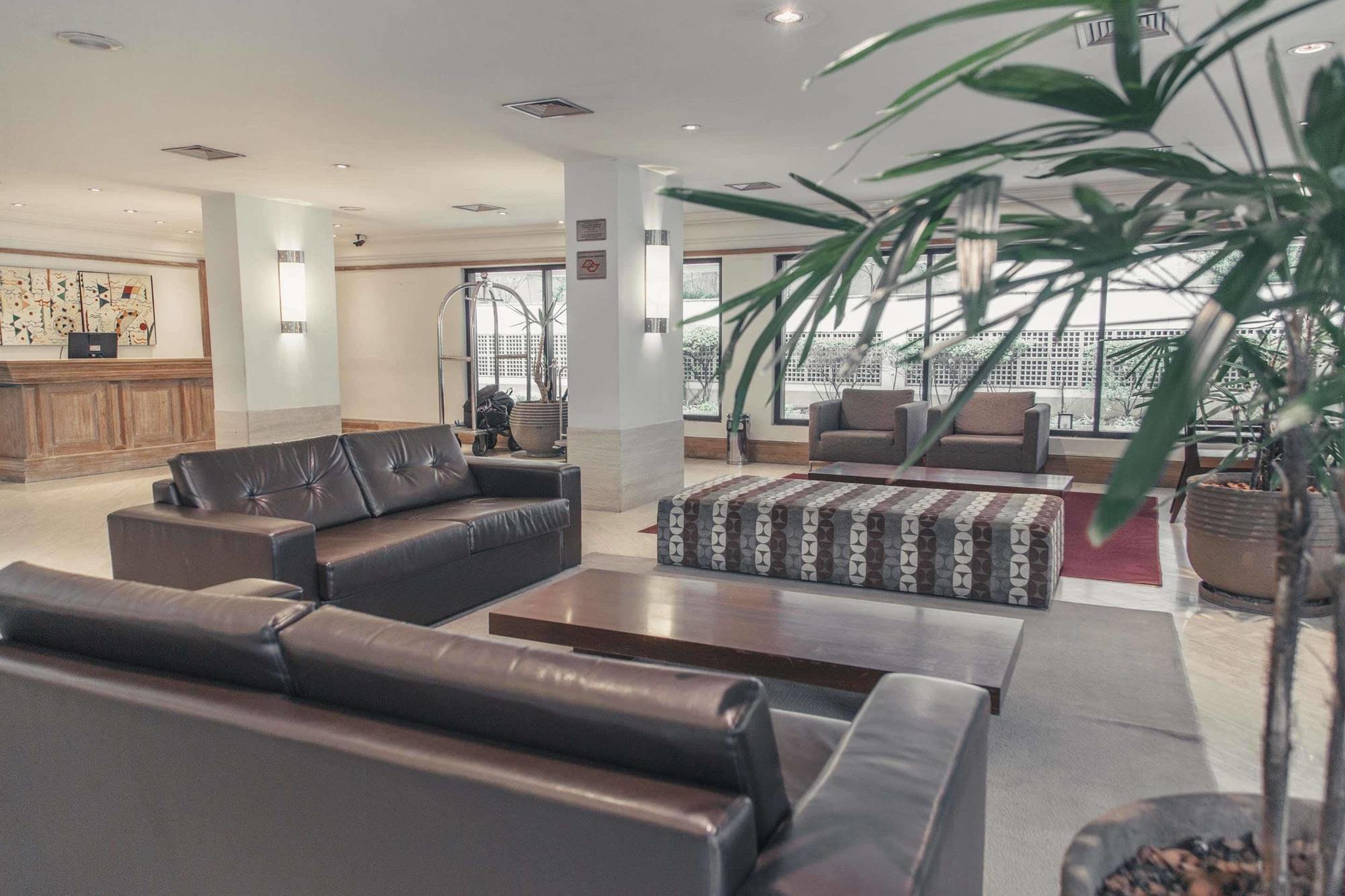 Hotel Wyndham Berrini 4*